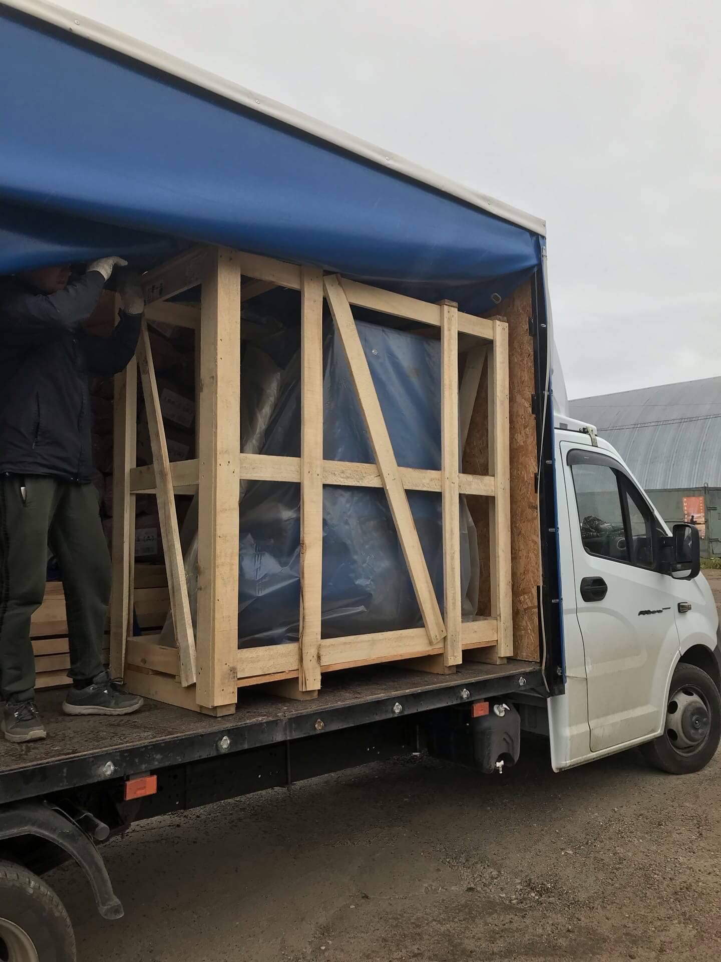 Отгрузка винтового компрессора Remeza ВК7Т-10-270 в г. Казань