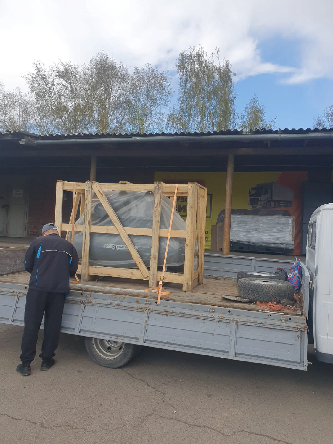 Отгрузка поршневого компрессора Remeza СБ4/Ф-500.LT100/16 в г. Красноярск