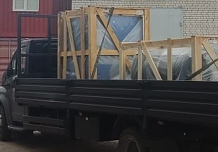 Отгрузка винтового компрессора Remeza ВК50-10 и ресивера Remeza РВ 900.10.00 в г. Казань